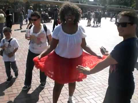 I'm Going to Disneyland ... By GloZell
