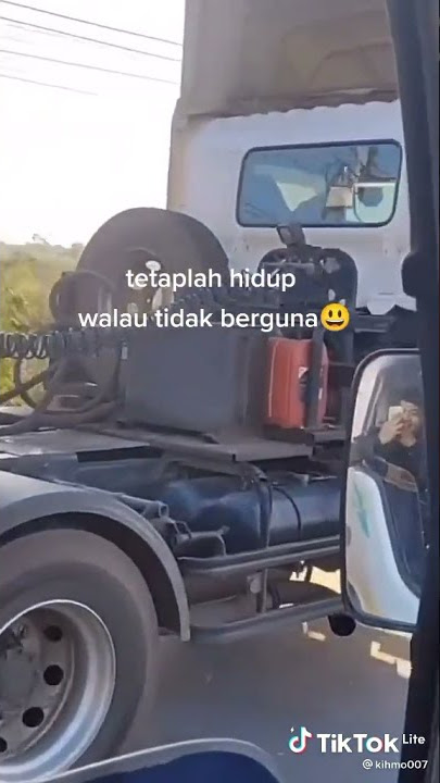 tetap hidup walaupun tak berguna