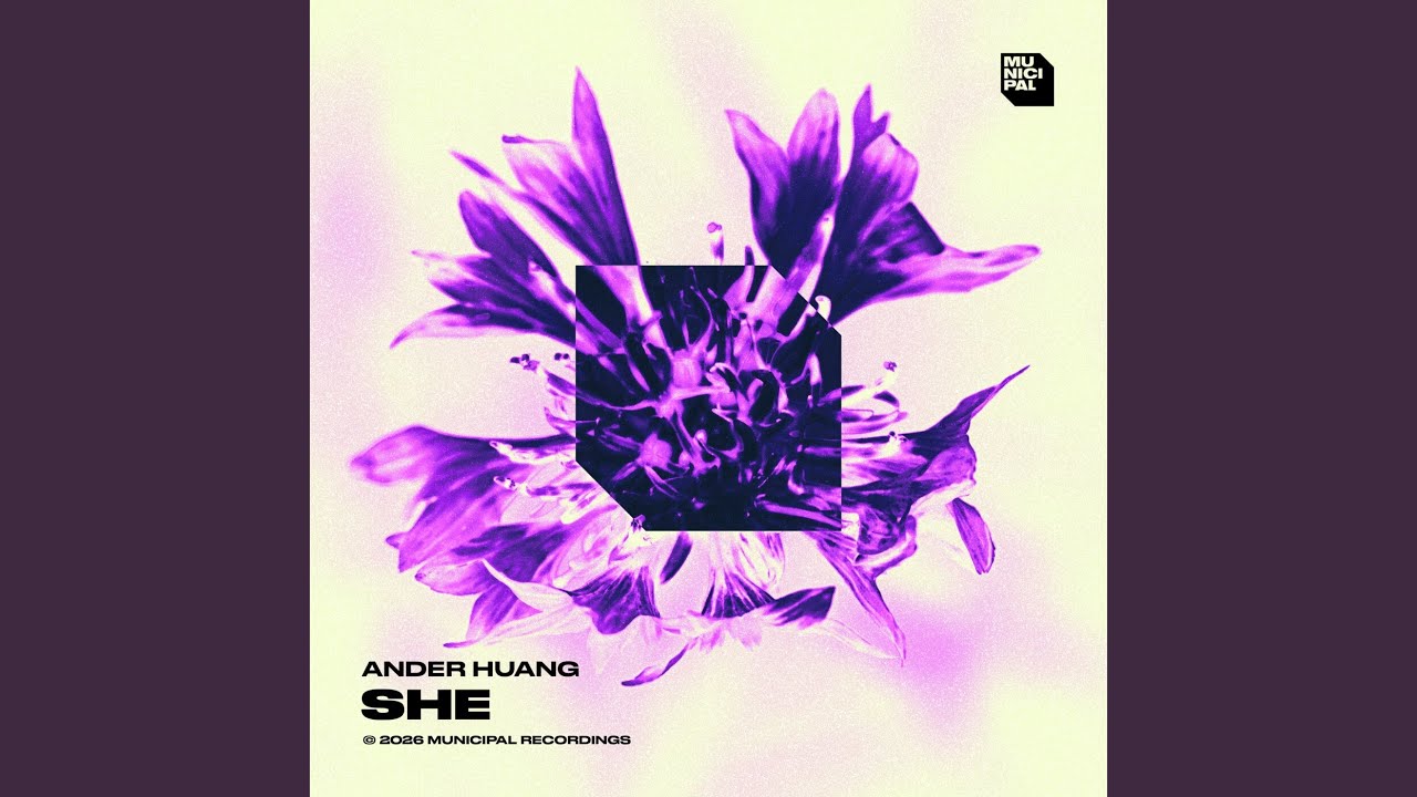Guarda She (Extended Mix) su YouTube Guarda She (Extended Mix) su YouTube