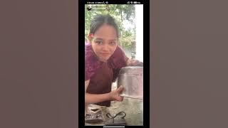 Bunda cantik live sengaja di lihatkan biar banyak pascol
