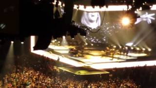 Adele - Rolling In The Deep Live
