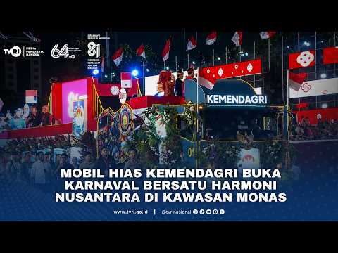 Mobil Hias Kemendagri Buka Karnaval Bersatu Harmoni Nusantara di Kawasan Monas