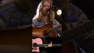 Here’s a rippin’ Billy Strings lick from his song “dust in a baggie.” Enjoy!! #guitartutorial