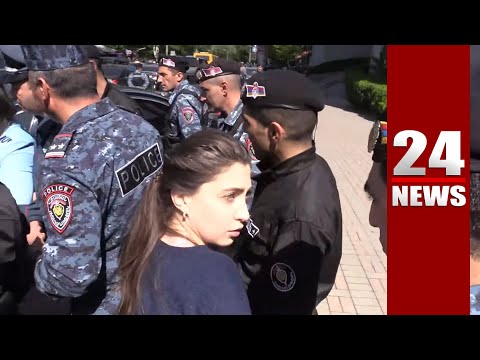 Ես 40 կգ եմ, մի հոգով էլ ինձ կարաք բռնեք. բերետավորները քաշքշում են Աննա Մկրտչյանին