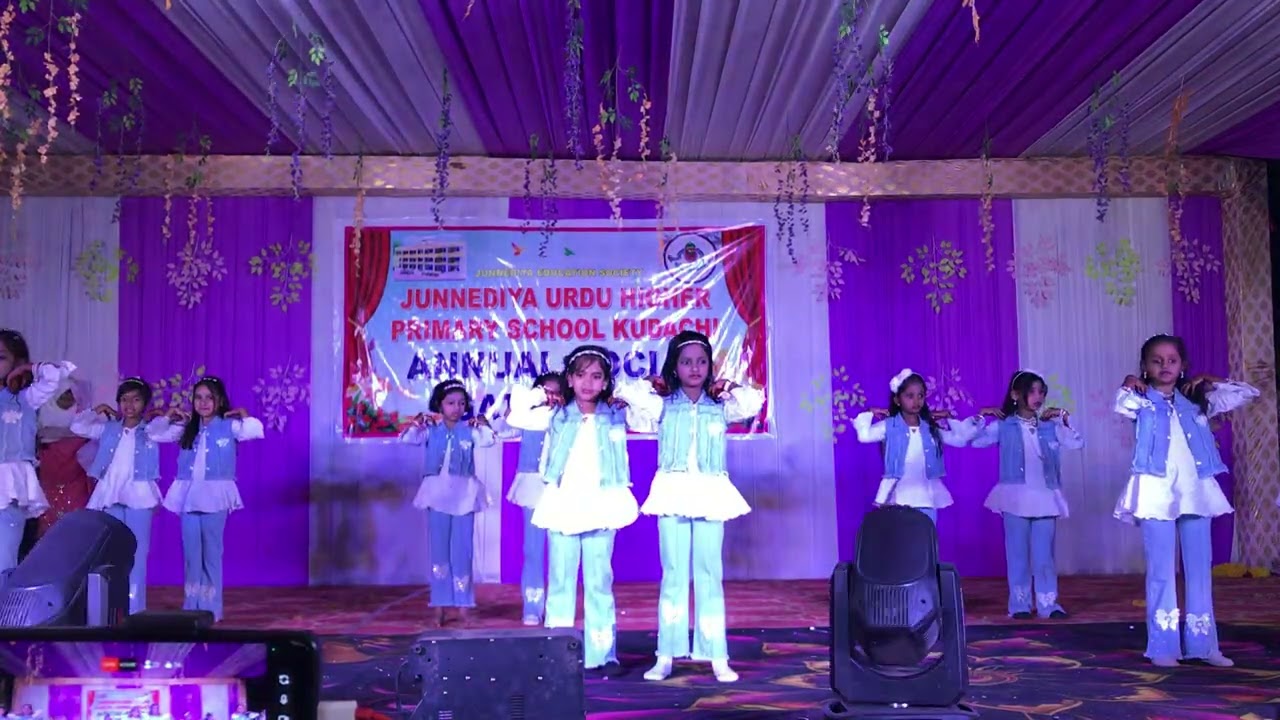 Powerful Girls Dance Performance on Remix Song | Annual Social Gathering | Junnediya UrduHPS Kudachi