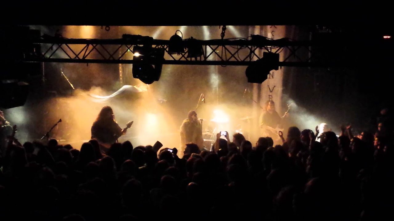 Arkona Live Trabendo le 8/11/2014 première partie d' Eluveitie YouTube
