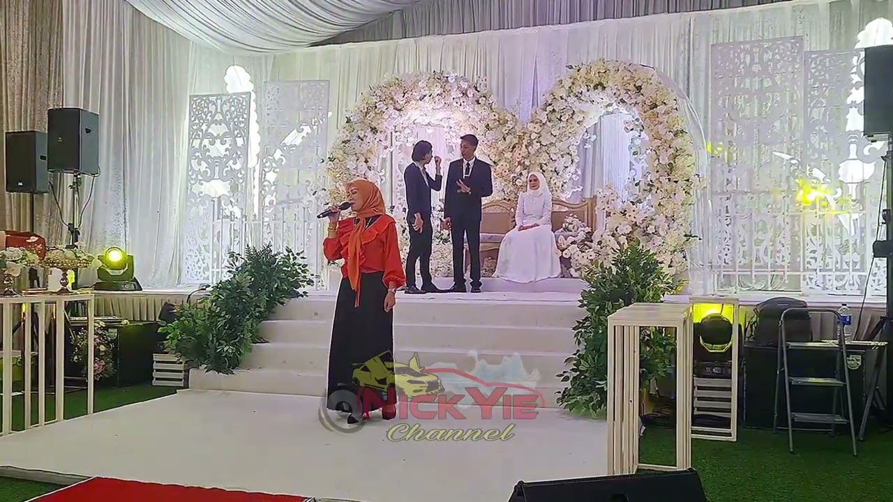 Eda Ezrin Tunaikan Permintaan Ayah Pengantin Nyanyikan Lagu Cinta Bagi 2 Di Majlis Raikan Cinta