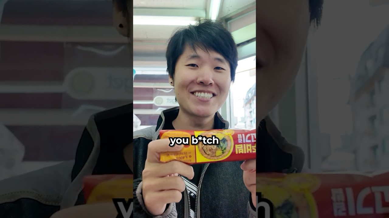 The worst assistants in K-pop 🧍‍♂️