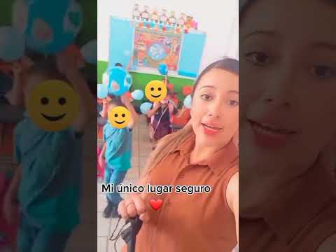 Maestra de Tamaulipas cautiva en redes por su belleza