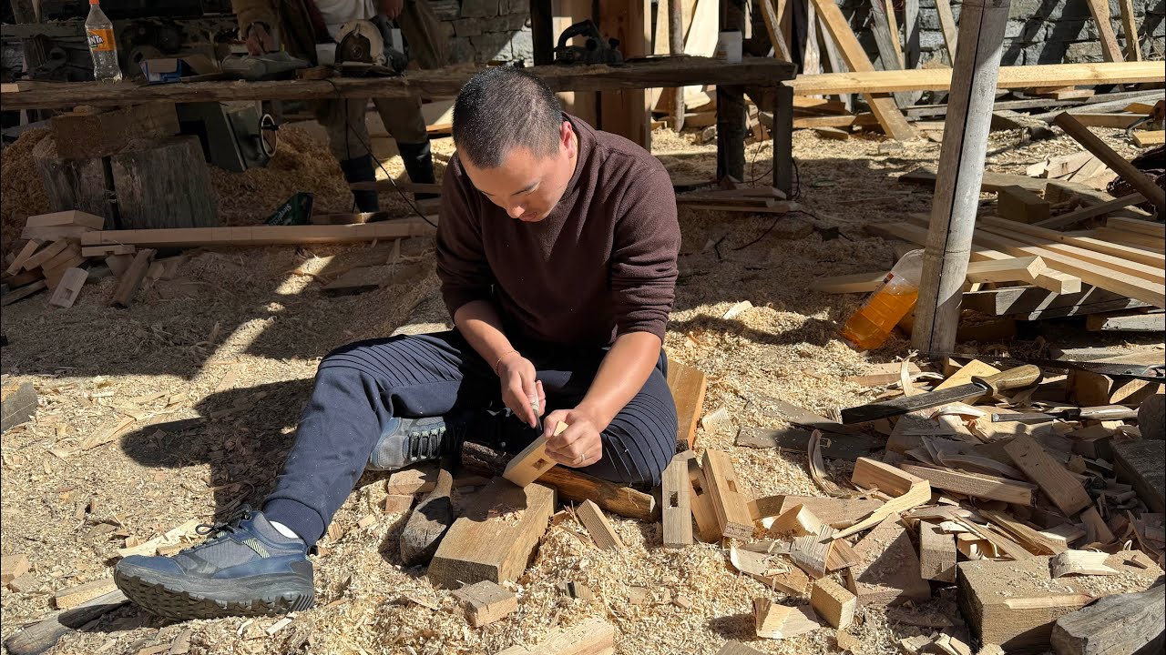preparing mahakala puja day 1 / མ་ཧཱ་ཀཱ་ལ་མཆོད་འབུལ་ཉིན་དང་པོ་གྲ་སྒྲིག་བྱེད་བཞིན་ཡོད། #bhutanese 