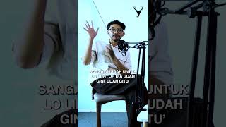 IDEALNYA UNTUK MOTIVASI DIRI SENDIRI - VVYND #TERTANDUK
#SHORTS #TERTANDUK #AKBARRY
Lo bisa dengerin live streaming kami di http://bit.ly/TraxStreaming
Kunjungi website kami:
https://www.traxonsky.com/
Follow juga social media kami:
Instagram https://www.instagram.com/traxonsky/
Facebook https://www.facebook.com/TraxOnSky/
Twitter https://twitter.com/TraxJKT
Aplikasi Trax :
App Store http://bit.ly/TraxAppStore
Google Play http://bit.ly/TraxGooglePlay IDEALNYA UNTUK MOTIVASI DIRI SENDIRI - VVYND #TERTANDUK