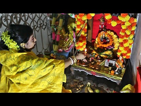Shankha Bajiye Make  Eso Maa Lakshmi Baso Ghare  Sandhya Mukherjee Audio 