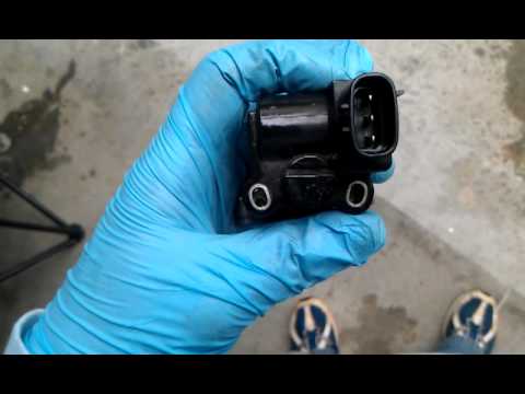Adjusting the IACV/idle air control valve and motor from a 2005 Saab 9