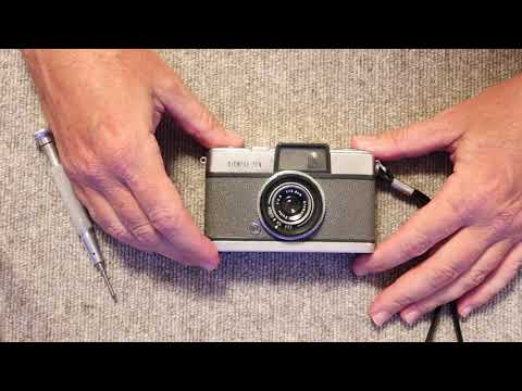 Kruiden Auroch pijn How to fix up an Olympus Pen half frame camera - YouTube