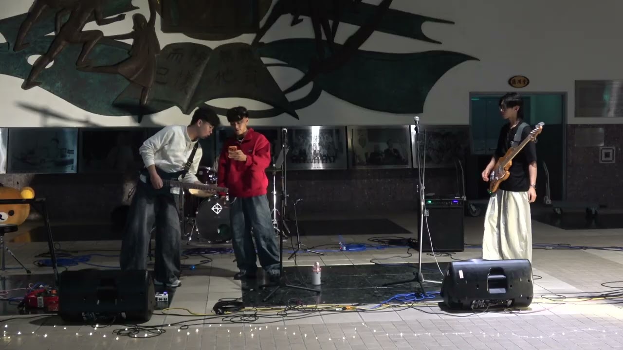 勤益熱音【只聖下鋼琴陪我彈了一天】THE ORAL CIGARETTES -狂亂Hey Kids!!、荷爾蒙少年 - 黑甜鄉、紅色的人(band cover by 費洛蒙騷年) 