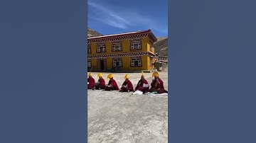 Thumbnail of Monks Chanting (Tibet) Tibetan Monks Chanting