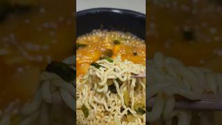 Ultimate Fire-Roasted Neoguri! Deep Green Onion Oil Hack 🍜🔥 #neoguri  #kfood  #너구리라면 #asmr