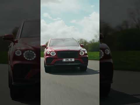 Cody Gakpo takes on Dunsfold in a Bentayga Speed