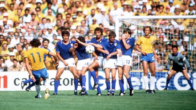 JOGO COMPLETO - Brasil 3 x 1 Argentina - Fase final Copa 1982