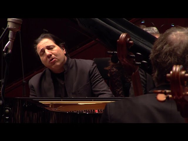 Mozart: Klavierkonzert C-Dur KV 467 ∙ hr-Sinfonieorchester ∙ Fazıl Say ∙ Peter Oundjian class=