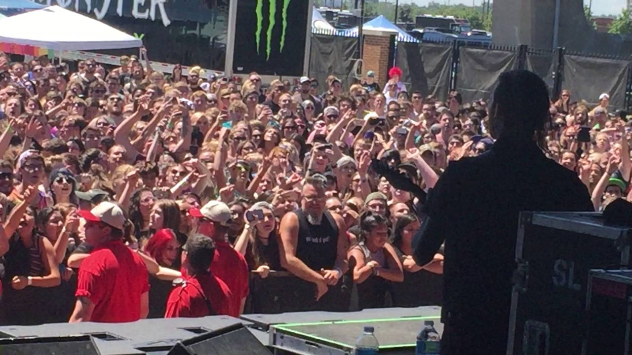 Motionless In White - Abigail Ft. Spencer Charnas - Live - Side Stage View