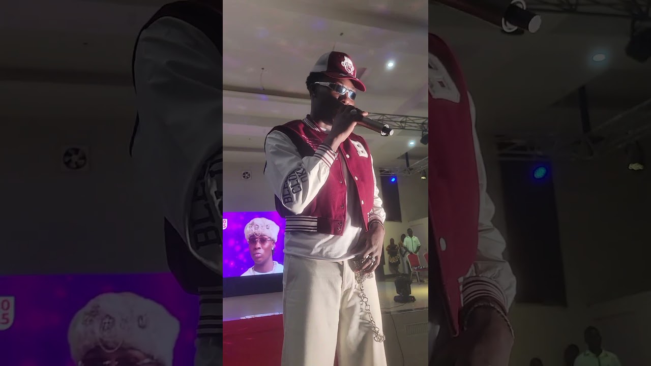 Oronna Ilaro: Reekado banks live at the sisi ilaro 2025. #shortsfeed #culture #music #reekadobanks