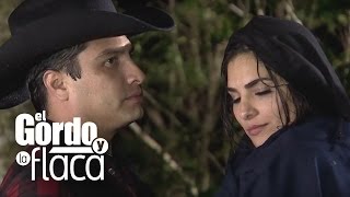 Alejandra Espinoza stars in Julión Álvarez's new video