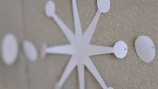 How to Make a Mod Paper Snowflake Garland.
