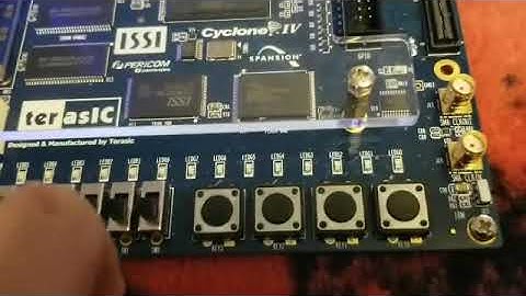 [Project A] Thunder bird tail lights on DE2-Board demonstration