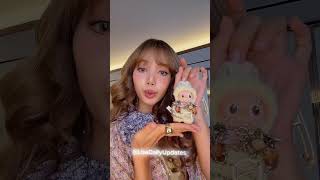 Download Lagu LISA’s 24-Karat Gold Labubu MP3