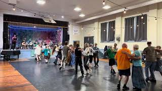 Kitchen Stomp contra dance – with walkthrough