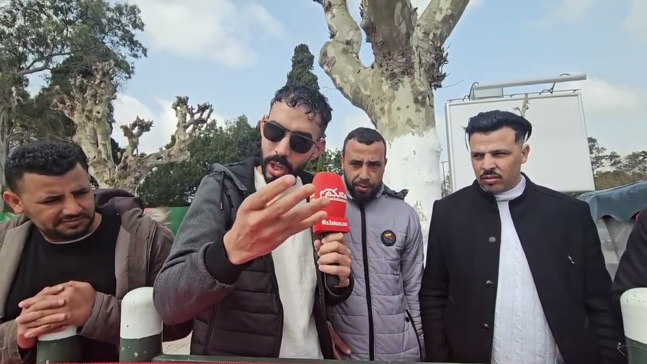 القنيطرة ساكنة عين السبع المخاليف كطالب بحقها في السكن والقائد كيقولهم متبقاوش ديرو الوقفات