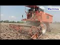 Harvester someca machine  harvesting machine sunflowers  machines visit