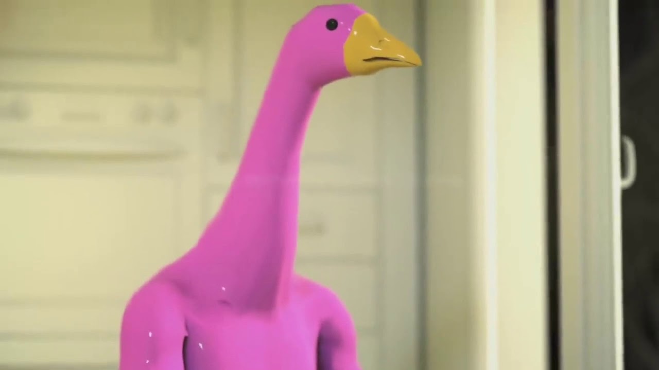 Розовый гусь. Розовый гусь рисунок. Розовый гусь. Розовый гульсмотрит в окно. Розовый гусь почему так темно.