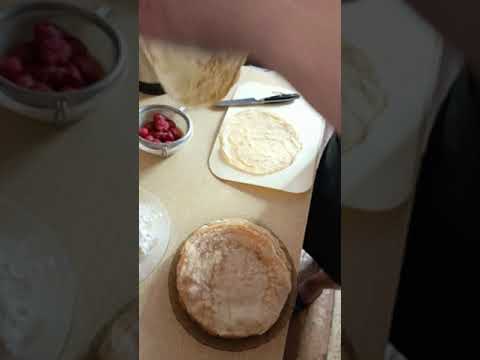 Всех С Масленицей!!!😘Заварные блинчики с творогом и клубникой 👍👍👍