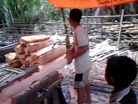 Proses pembuatan sagu - YouTube