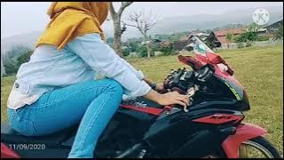 Cewe cantik berhijab cobain si ninja rr new 150