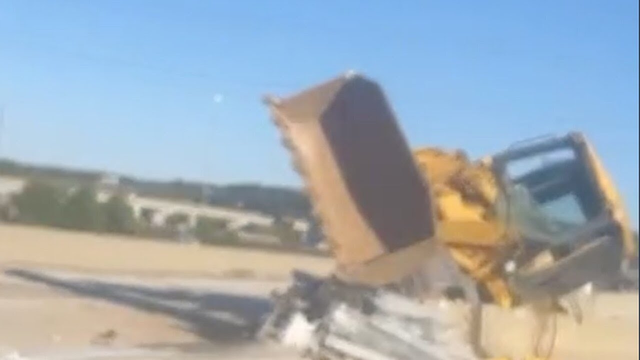 Bulldozer gets stuck along concrete barrier at U.S. 65/U.S. 60 flyover in Springfield