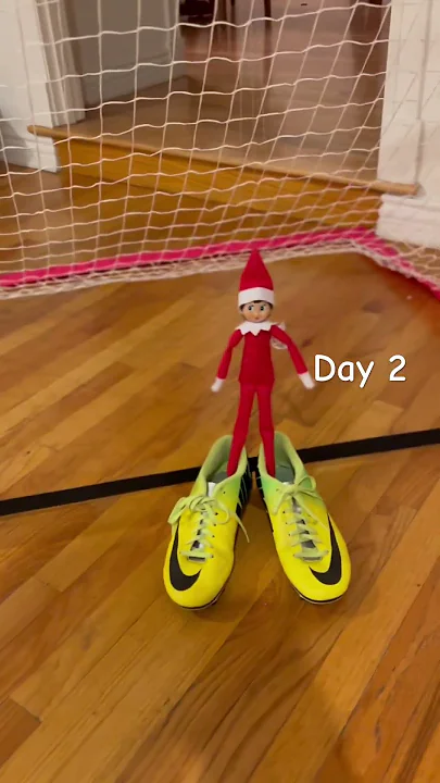 Day 2 Elf On The Shelf! #elfontheshelf #elfontheshelfideas #vlogmas2023 #christmasvlogs