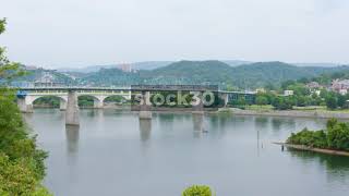 Slow Zoom Out Of Walnut Street Bridge Over The Tennessee River In Chattanooga, USA