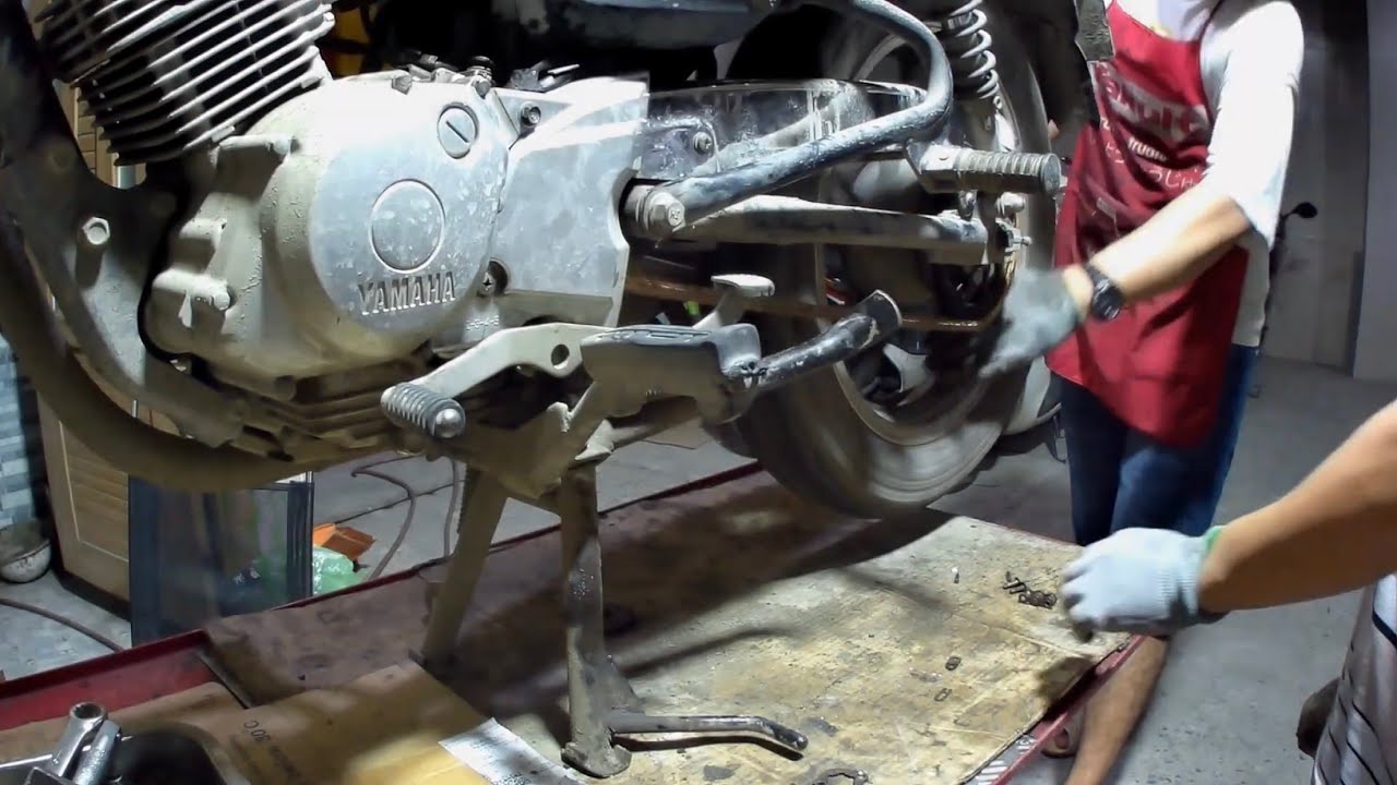 Thay nhông sên dĩa Yamaha YB125SP (tự nhiên bạn khách... - youtube