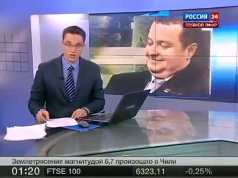 Телеведущая без трусиков 9