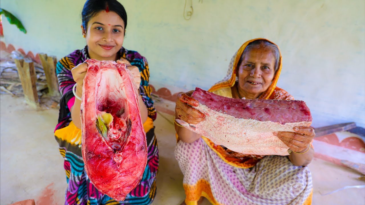 দেখুন 24 kg ওজনের কাতলার পেটির বেশি স্বাদ না 5 kg ওজনের চিতলের পেটের বেশি স্বাদ |