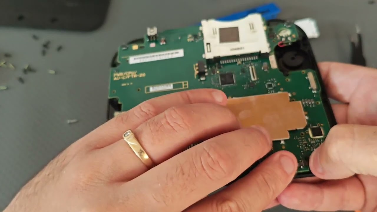 2DS : Alors, l fonctonne cet écran ou non? - YouTube