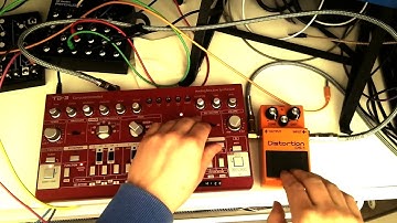 Distortion shootout: Behringer TD-3 vs Boss DS-1