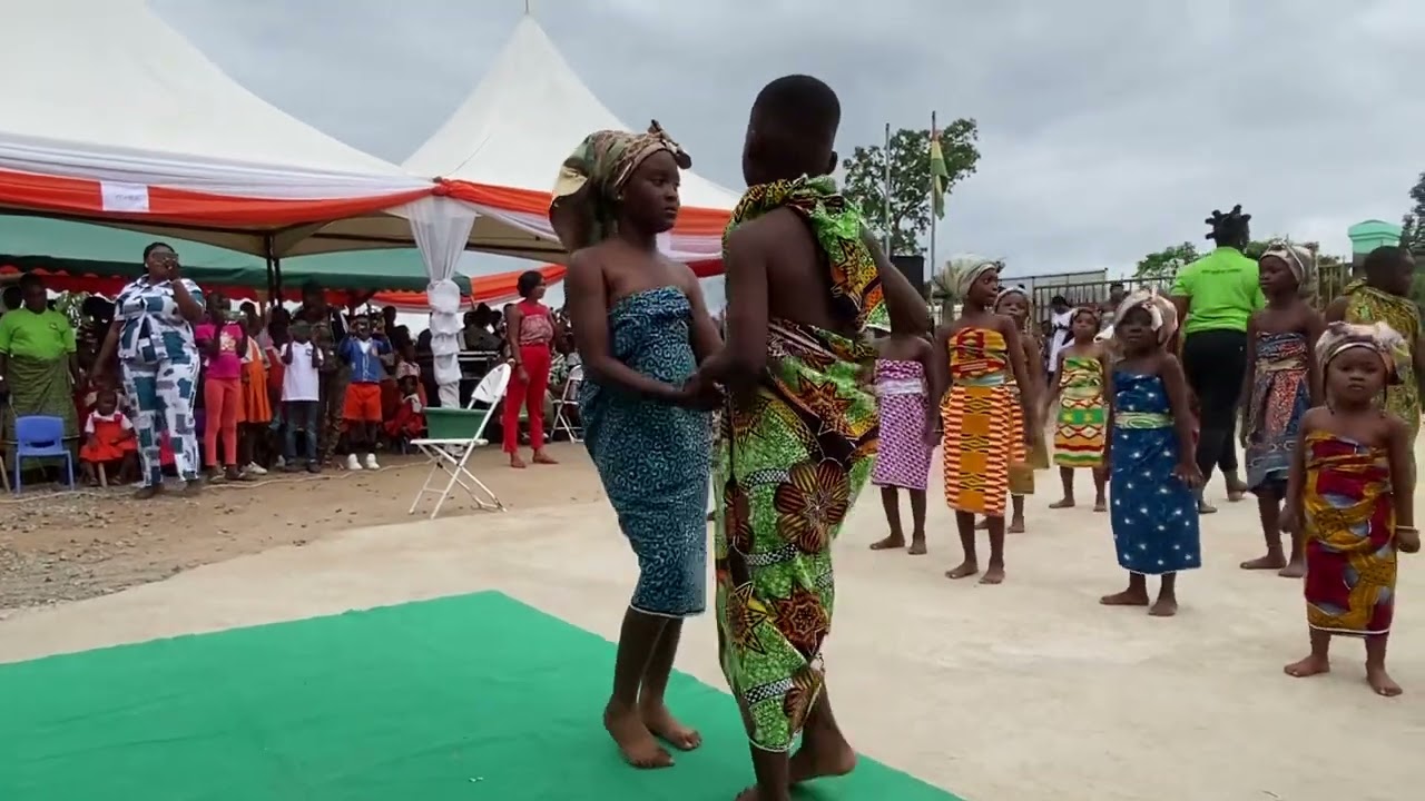 Ask God gome dance moves by arainspires