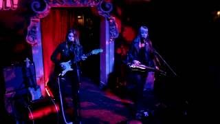 Larkin Poe performing &quot;Blunt&quot; at Bardot, Hollywood