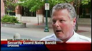 Bank robber underestimates security guard's resolve