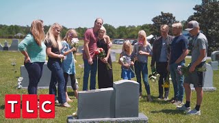 The Family Reunites at Joshua Plath's Gravesite | Welcome to Plathville