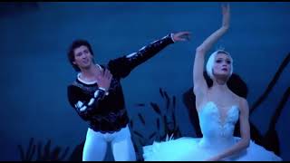 Swan Lake - Odette & Siegfried Ulyana Lopatkina & Danila Korsuntsev - Mariinsky Ballet